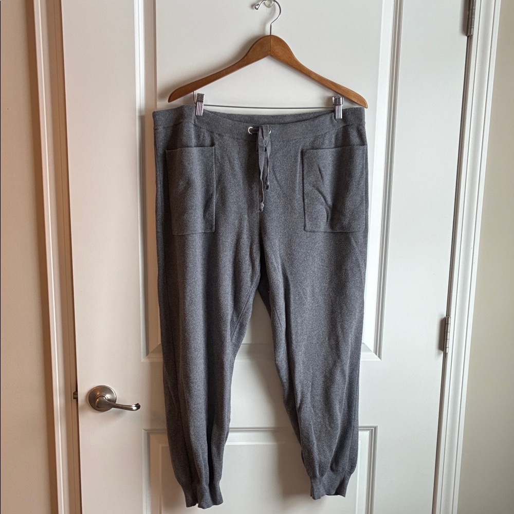 Chico's Charcoal Jogger Sweatpants